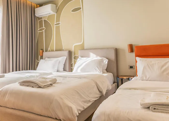 酒店 Noem 地拉那