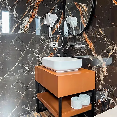 Noem Hotel 4*