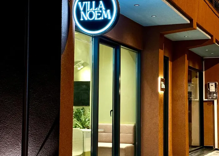 Noem 4* تيرانا